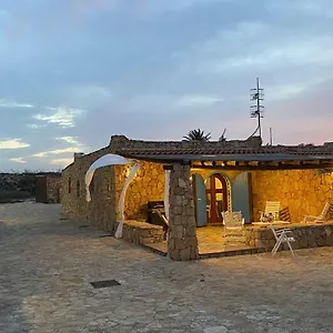 Villa Sitari, LMP